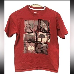NIKE Youth "Home Is Where The Hoop Is" Red Graphic Basketball SS T-Shirt Size: M